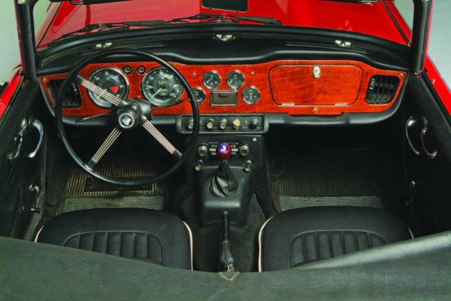 1968 Triumph TR4A Roadster Interior
