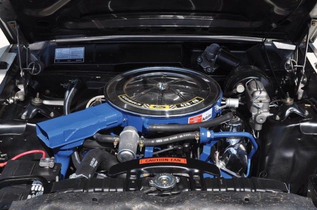 1969 Ford Talladega pic 2 engine