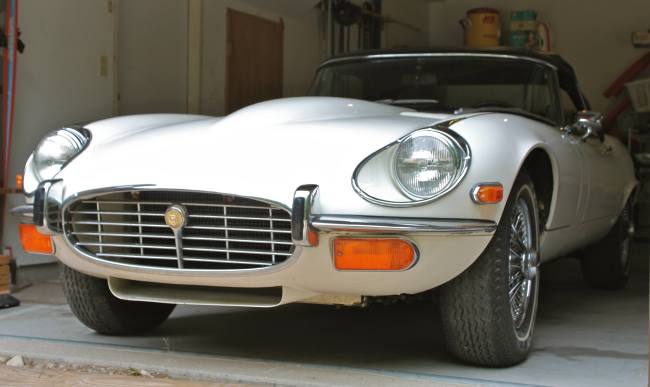 1972 Jaguar E-Type V12 Roadster Low Front