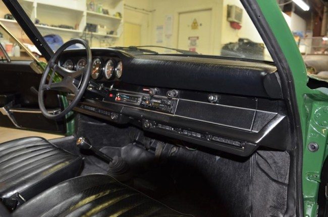 1973 Porsche 911S Coupe 3 photo interior